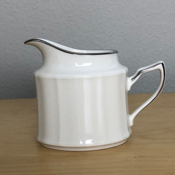 NORITAKE Imperial Silver Trim Platinum Creamer - NEW - Picture 1 of 8